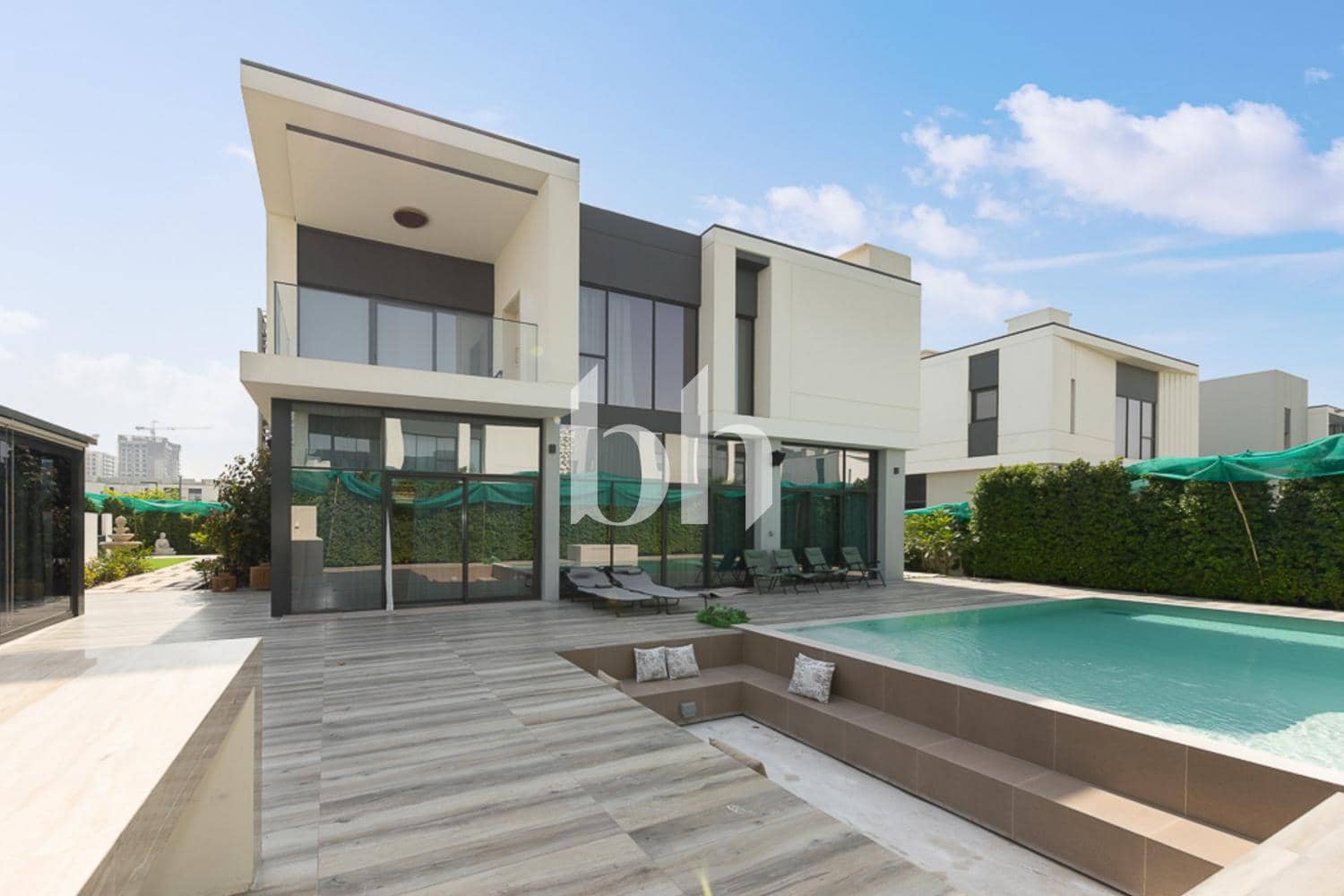 5 Bedroom Villa in Murooj Al Furjan East - photo 1