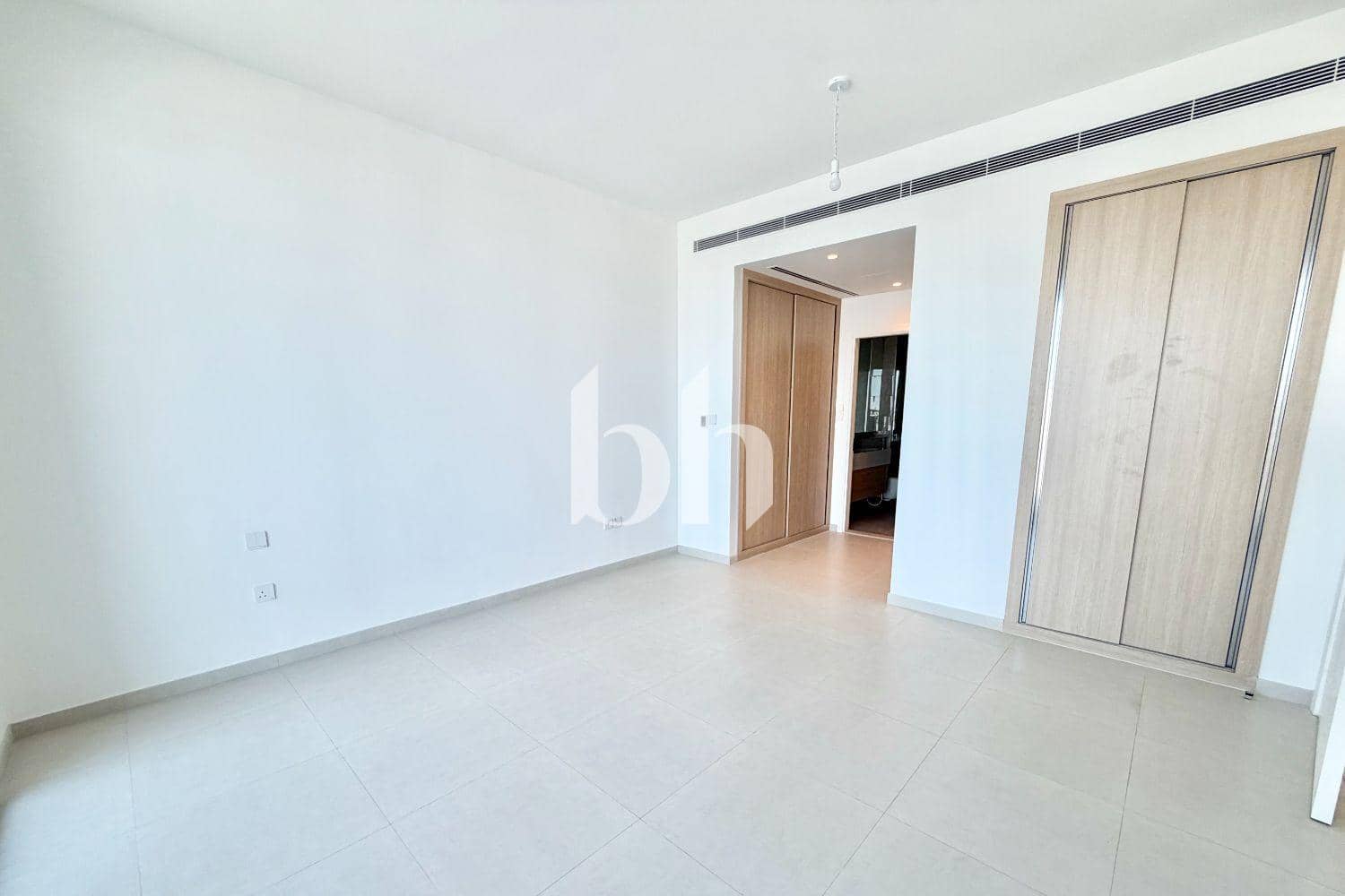 3 Bedroom Townhouse in Jebel Ali Village Townhouses - photo 1