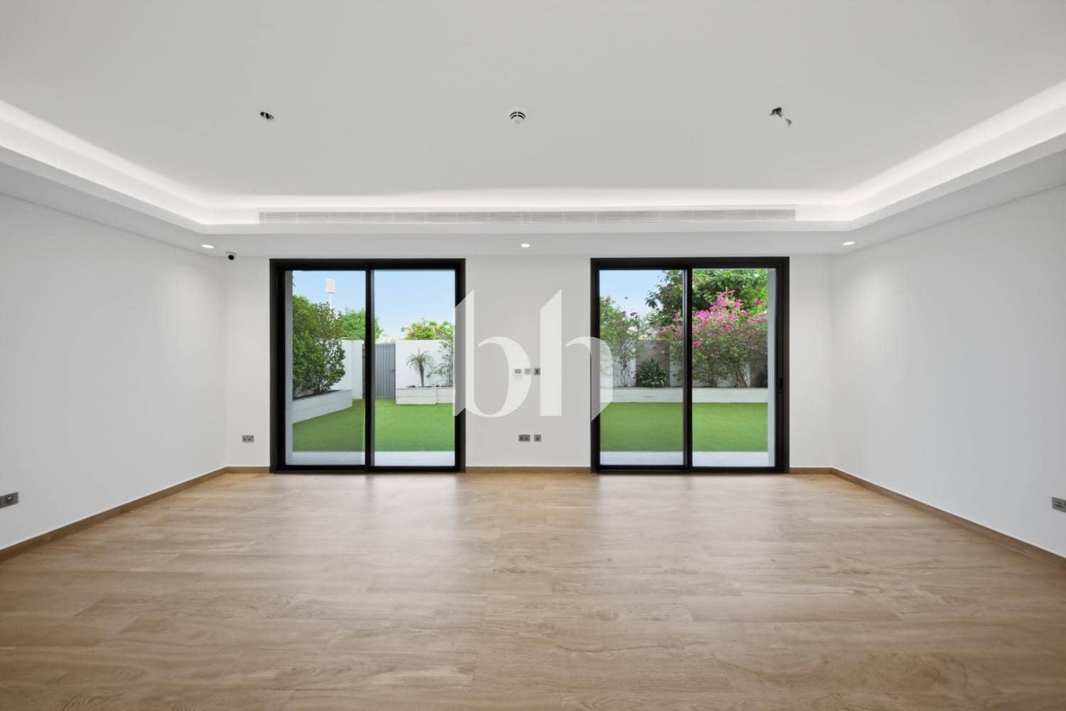 4 Bedroom Villa in Aspens - photo 2