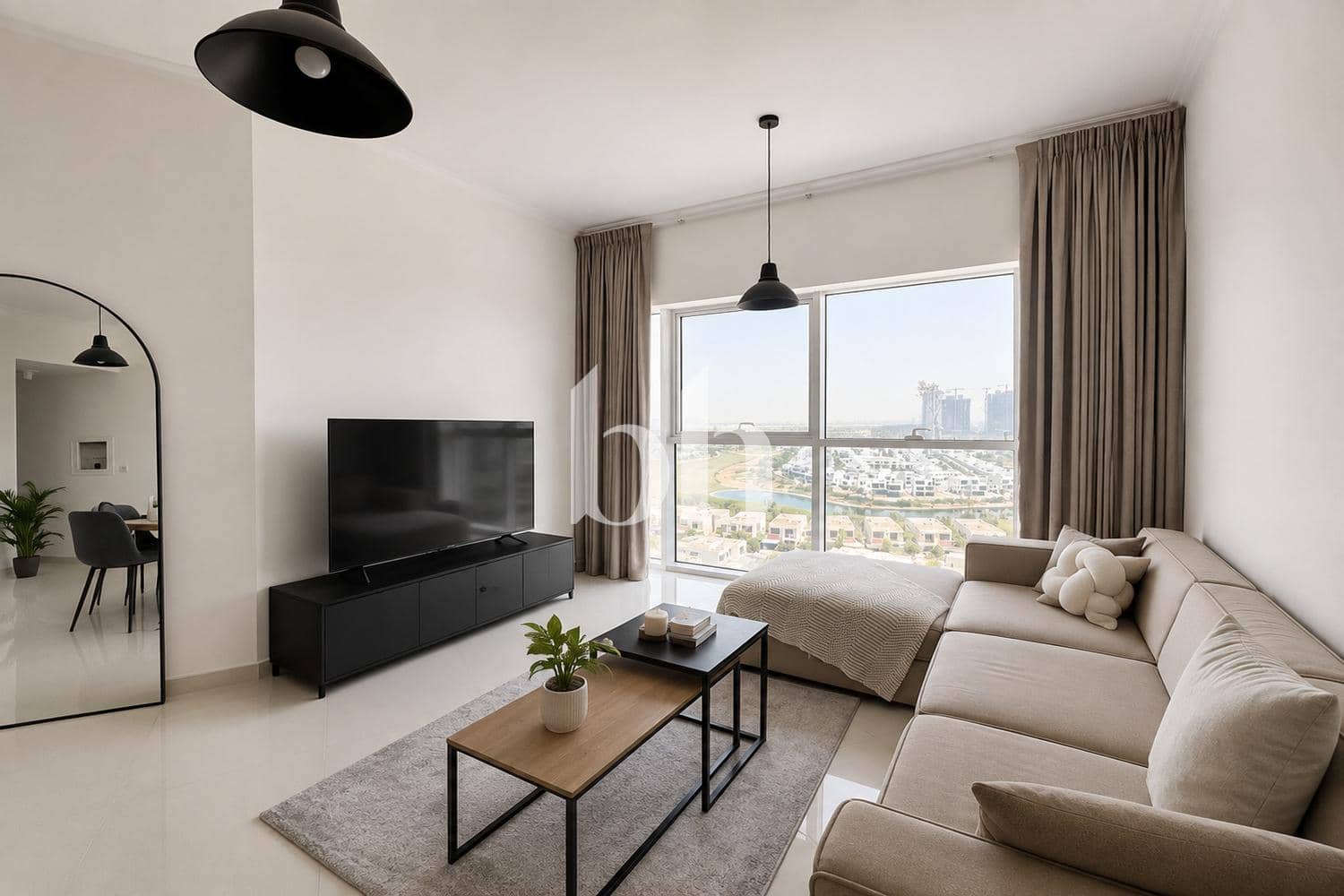 1 Bedroom Apartment in Carson C - photo 1