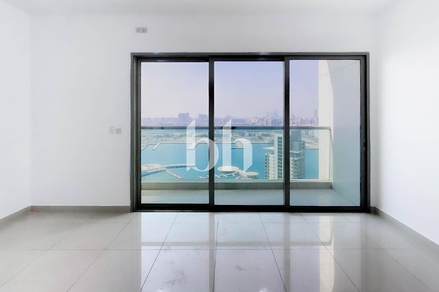 Studio Apartment in Al Maha Tower