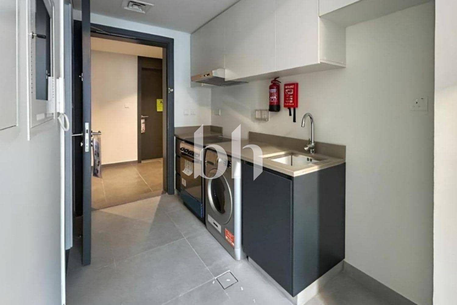 Studio Apartment in The Solo - photo 2