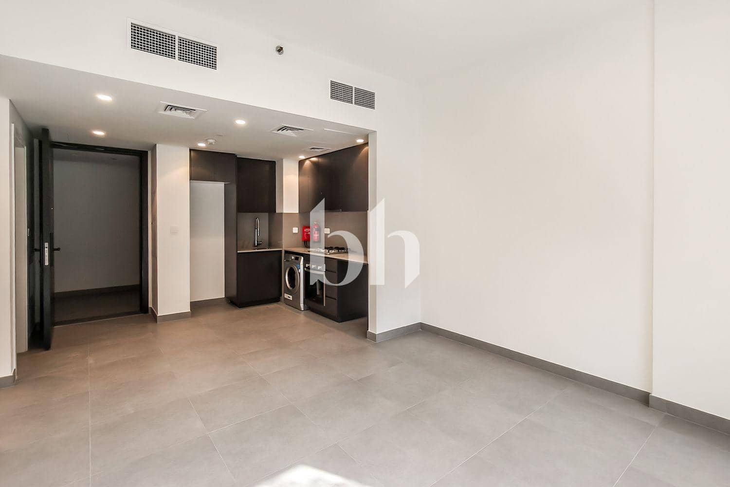 2 Bedroom Apartment in Sokoon - photo 2