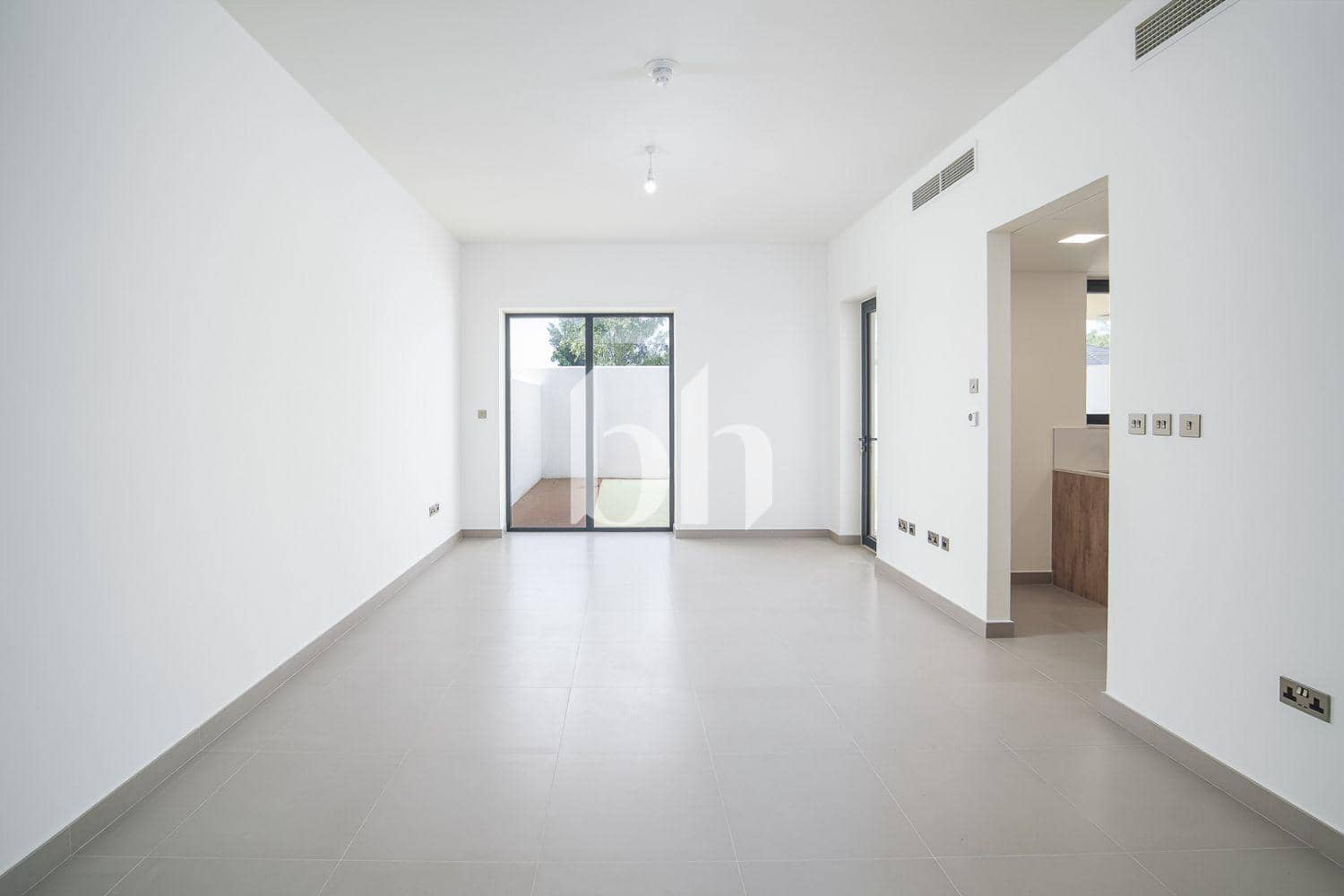 3 Bedroom Townhouse in Noya 2 - photo 1