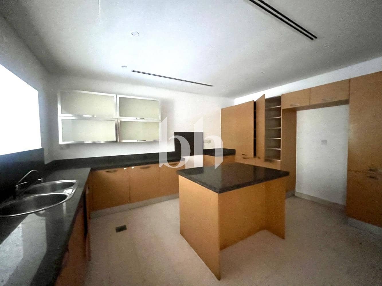 3 Bedroom Townhouse in Dubai Style Zone D - photo 2