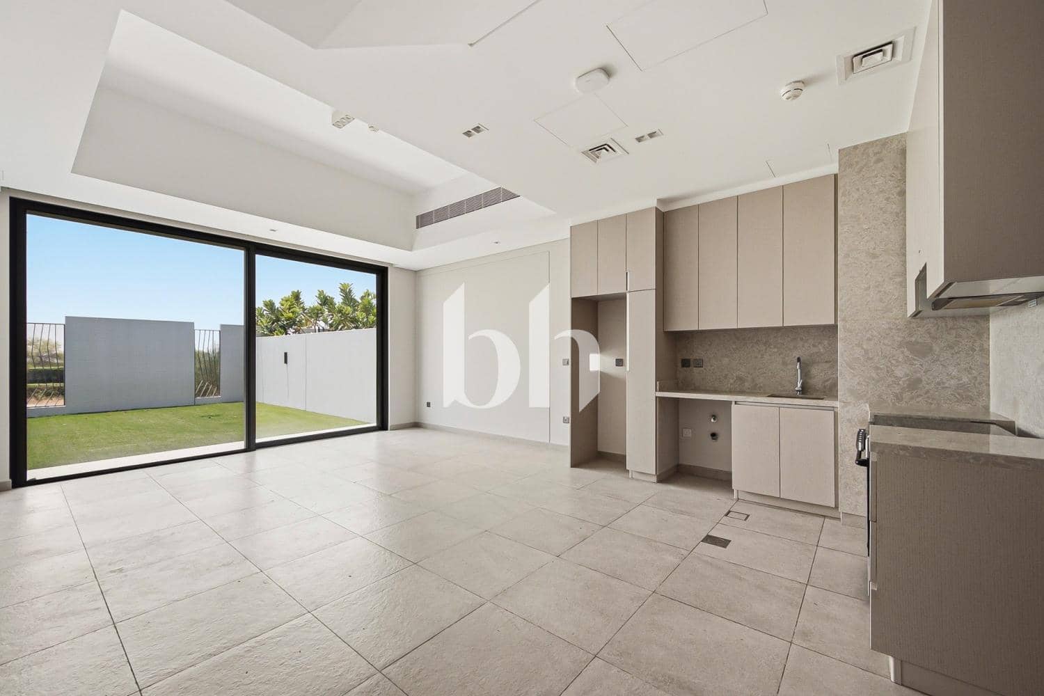 2 Bedroom Townhouse in MAG Eye