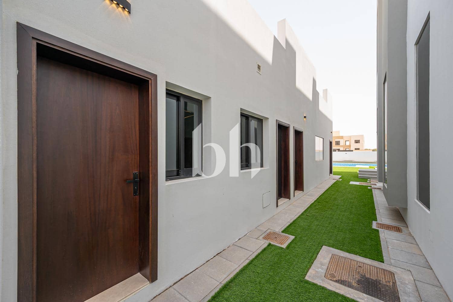 5 Bedroom Villa in Madinat Hind 3 - photo 2