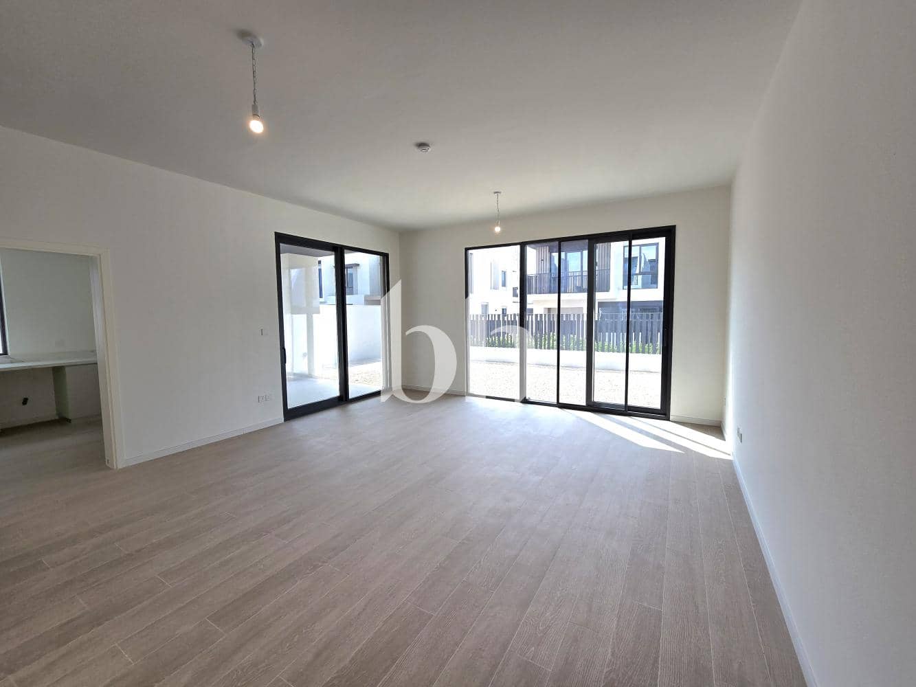 4 Bedroom Townhouse in Jebel Ali Village Phase 3 - photo 2