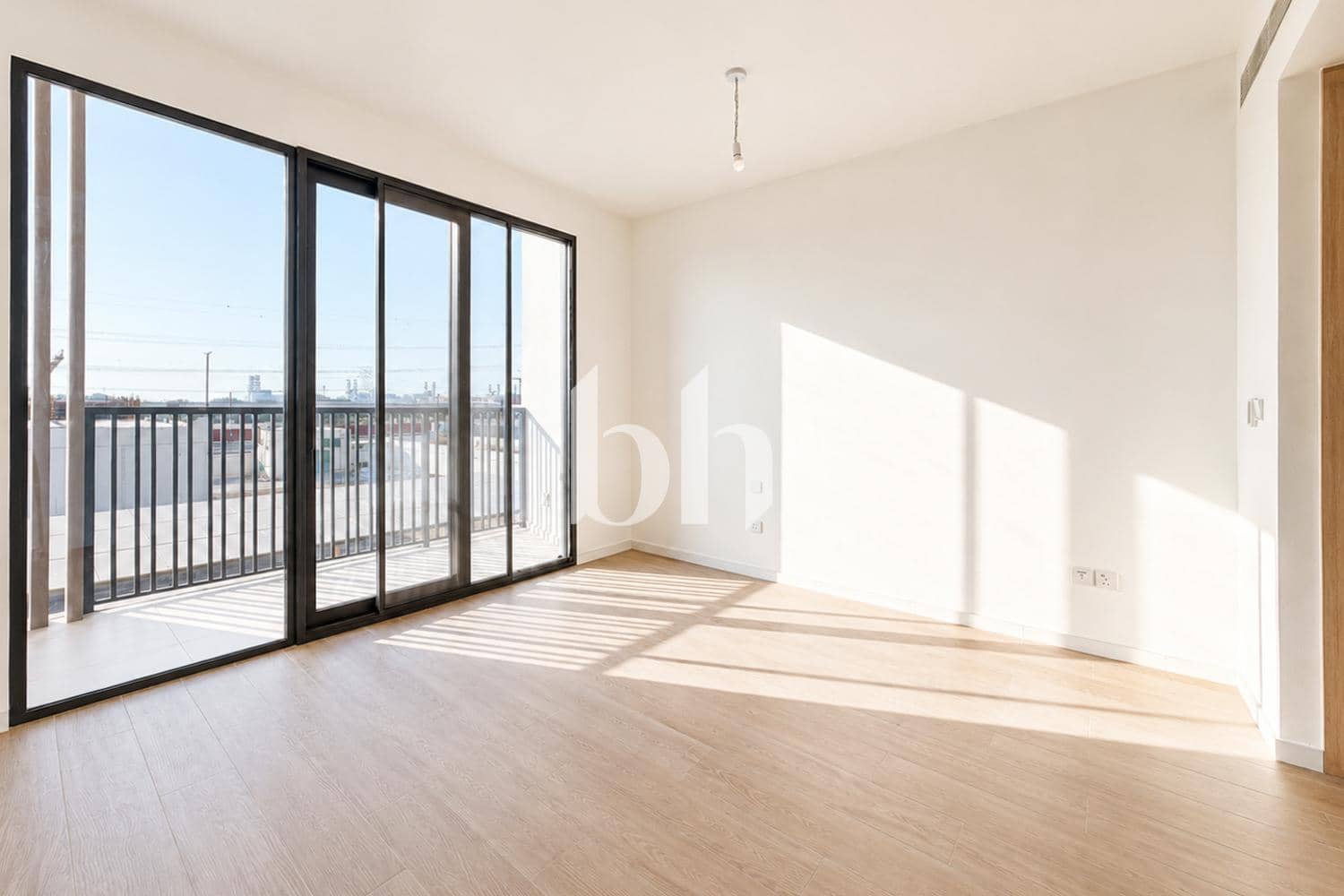 4 Bedroom Townhouse in Jebel Ali Village Townhouses - photo 1