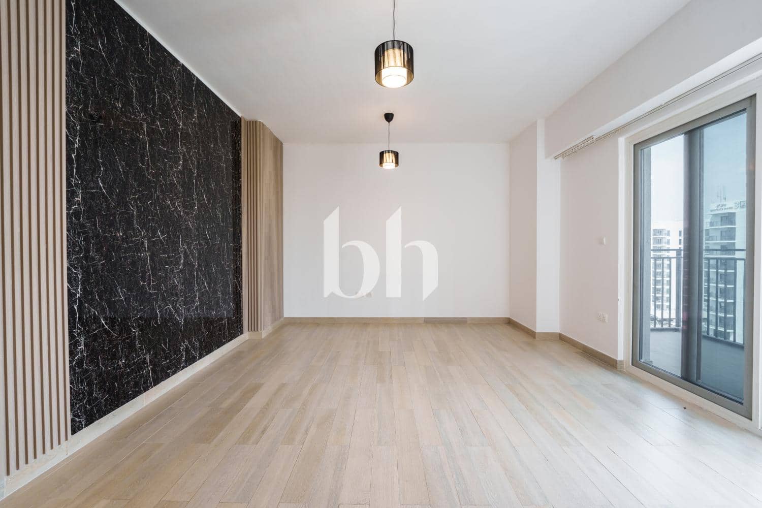1 Bedroom Apartment in Waters Edge - photo 2
