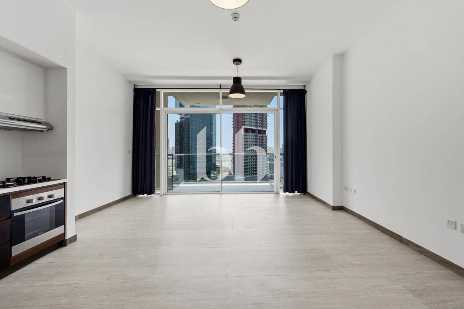 Studio Apartment in Hameni Tower - photo 1