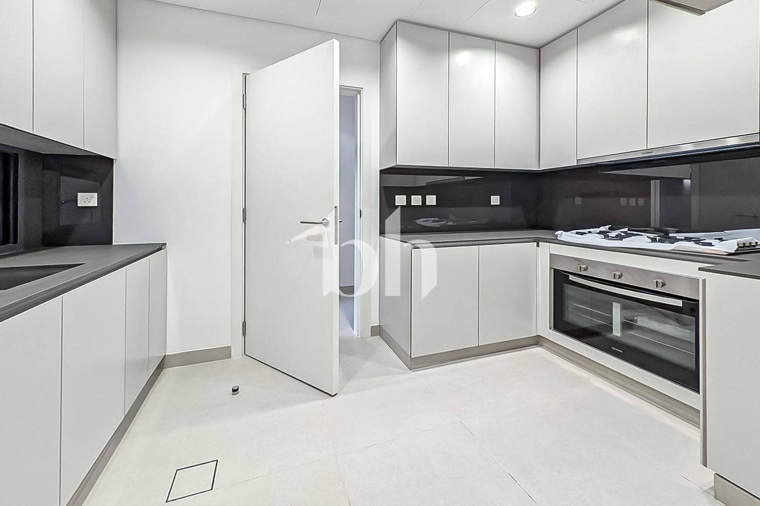 2 Bedroom Townhouse in Saro - photo 1