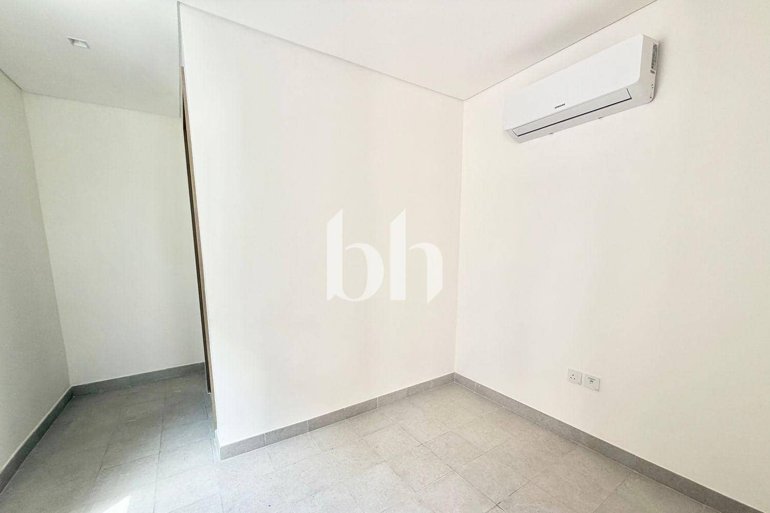 4 Bedroom Villa in Tilal Al Furjan 2 - photo 1
