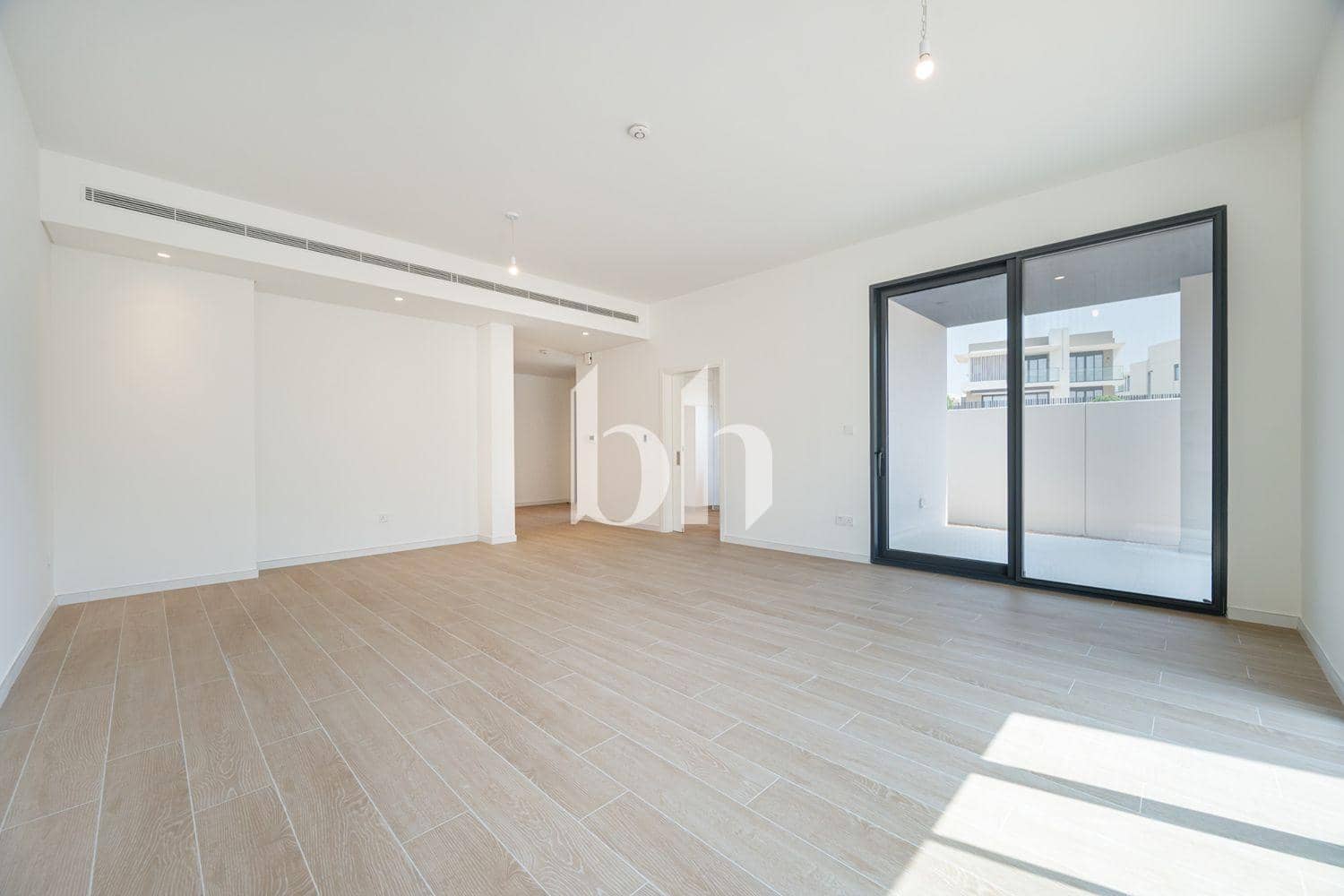4 Bedroom Townhouse in Jebel Ali Village Townhouses - photo 1