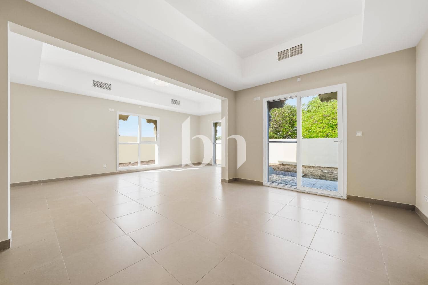 4 Bedroom Villa in Cluster E - photo 1