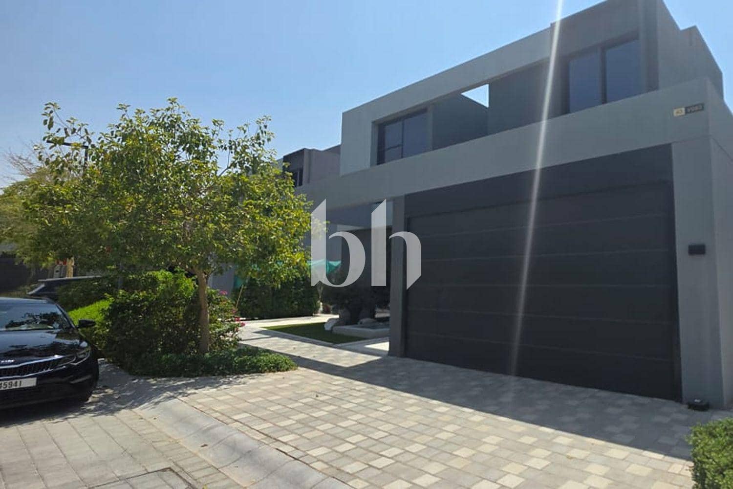 4 Bedroom Villa in Sendian - photo 1