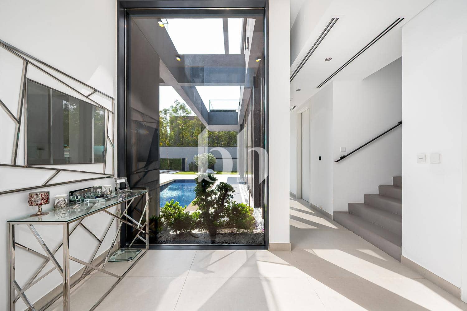 4 Bedroom Villa in Sendian - photo 2