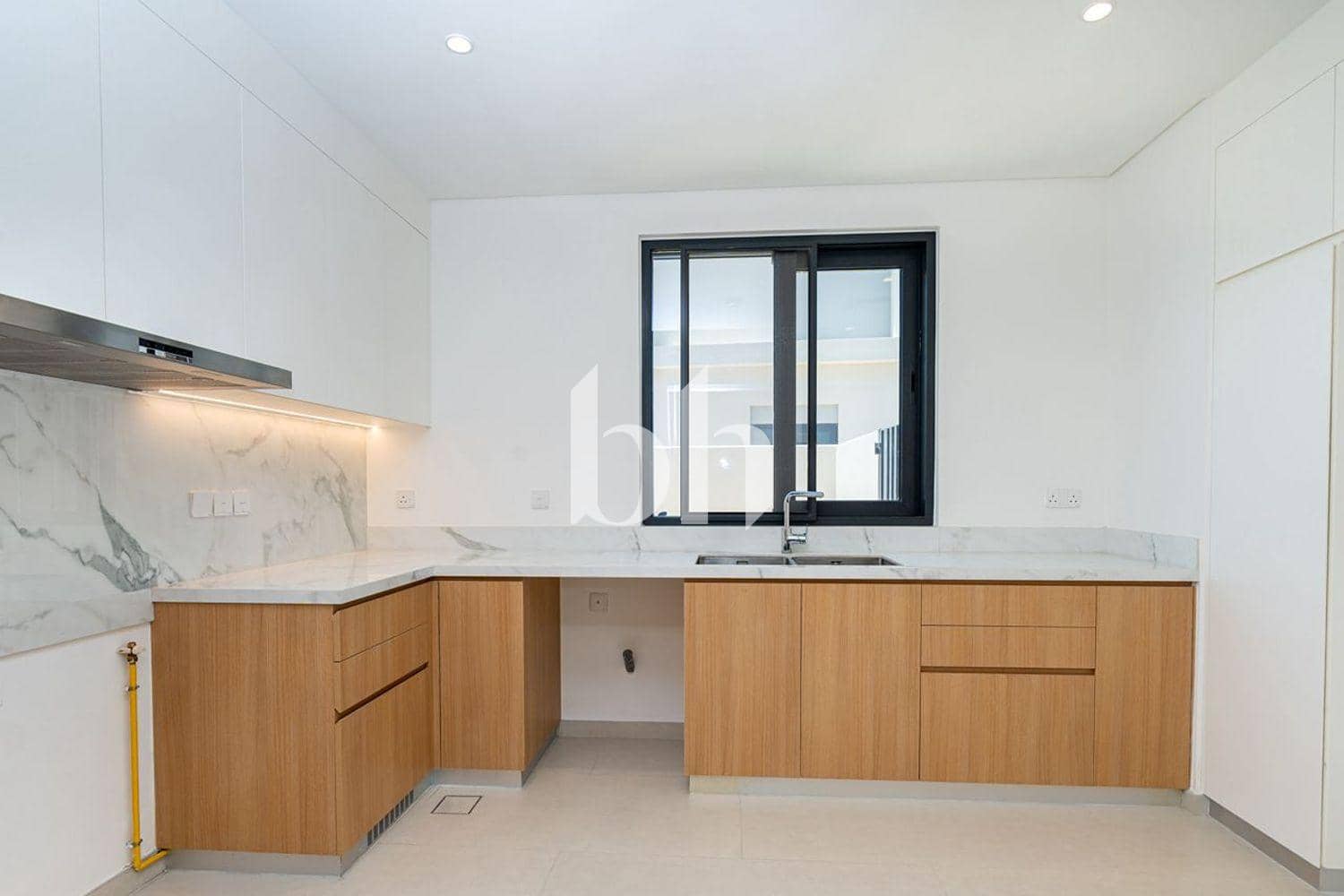 3 Bedroom Townhouse in Jebel Ali Village Townhouses - photo 1