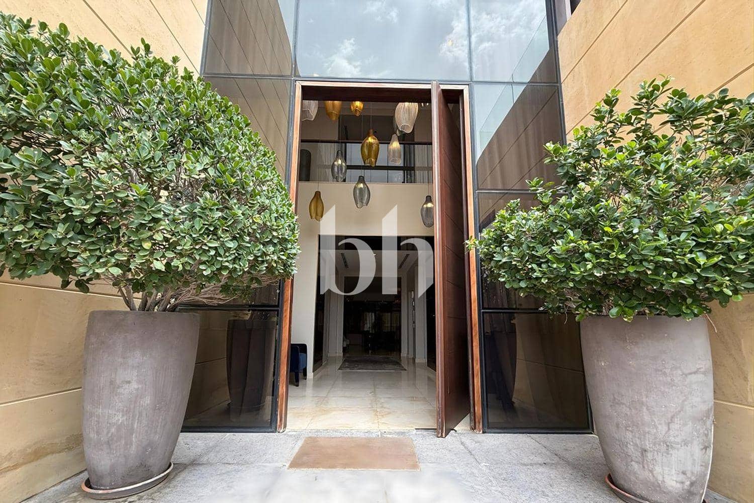5 Bedroom Villa in Al Barsha 2 Villas - photo 2