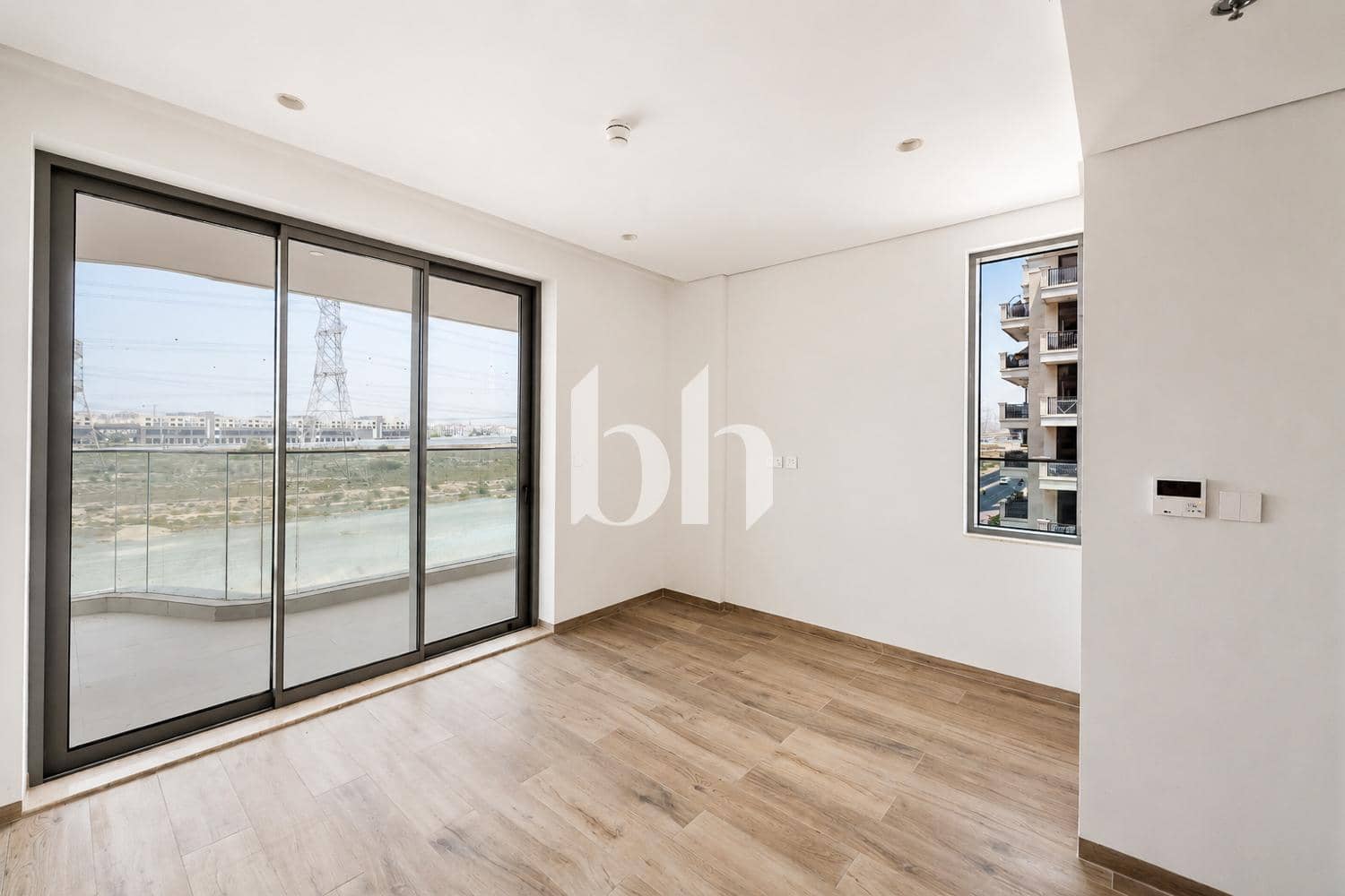 4 Bedroom Apartment in The Double - photo 2
