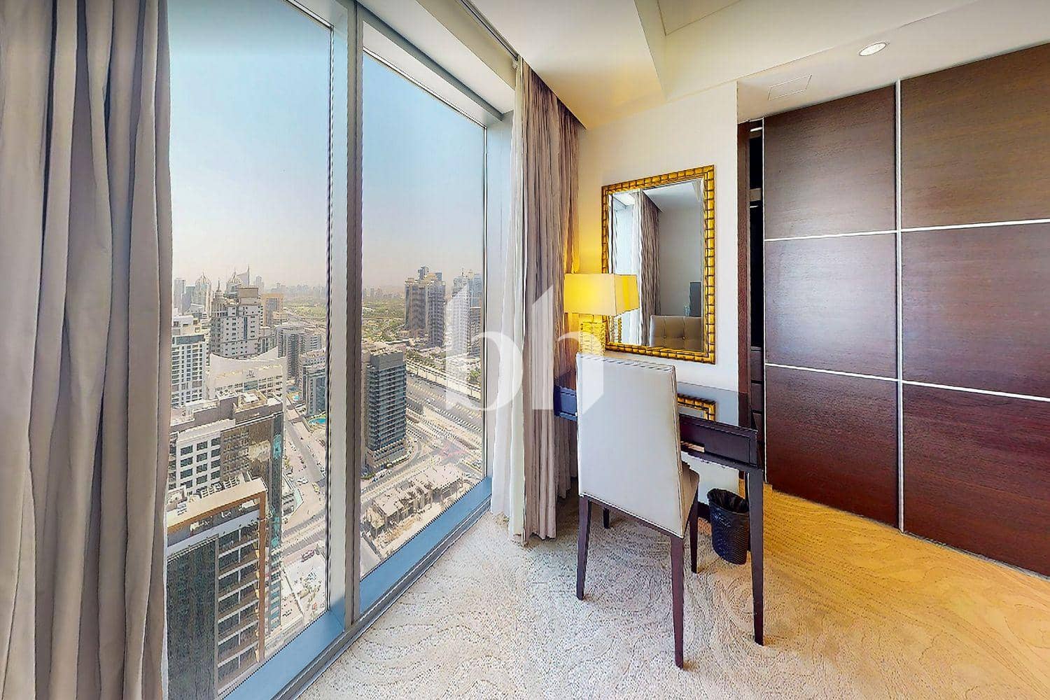 1 Bedroom Apartment in Dubai Marina Mall Hotel - photo 1