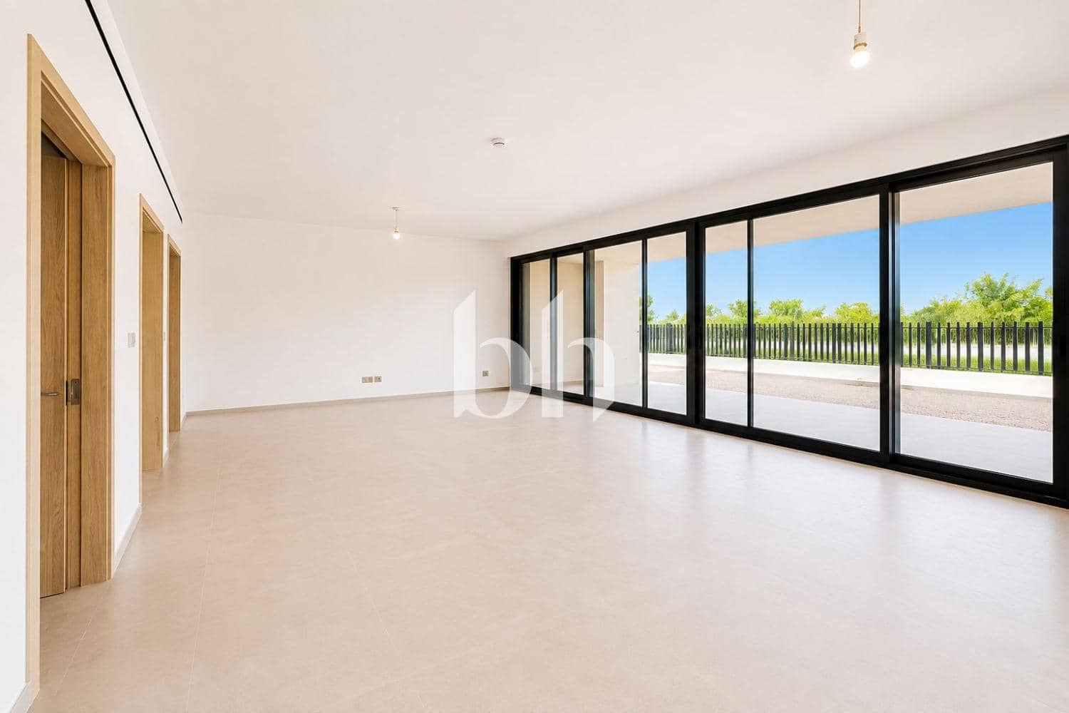 4 Bedroom Villa in Al Muntazah - photo 2