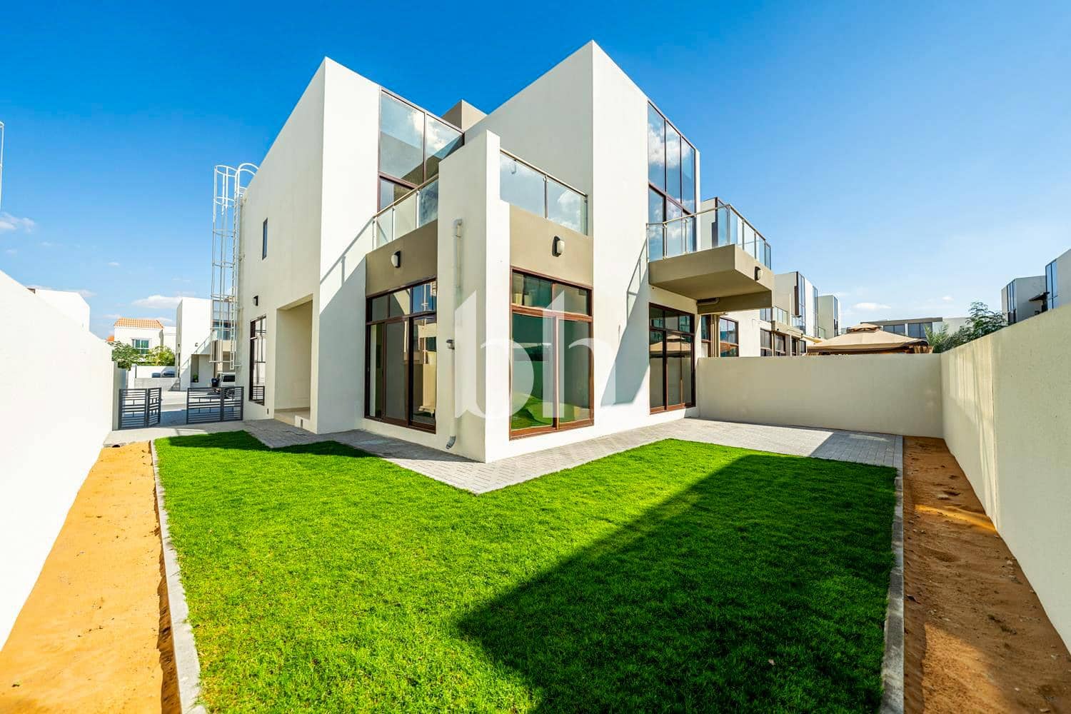 4 Bedroom Townhouse in Senses at the Fields - photo 1