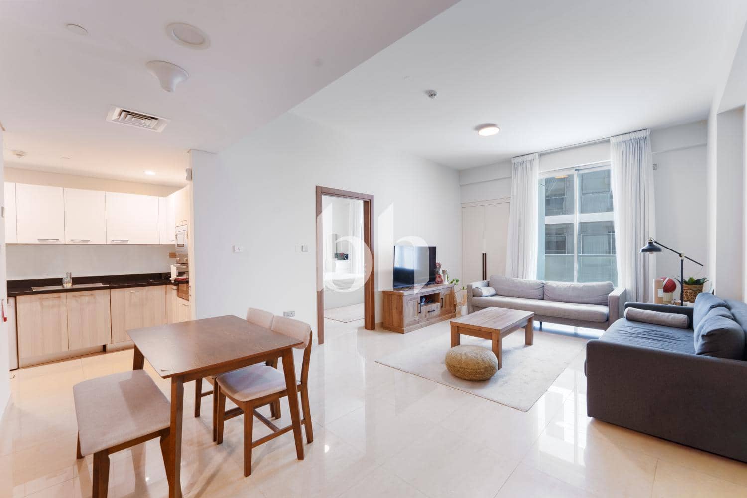 1 Bedroom Apartment in Oasis Residences - photo 2