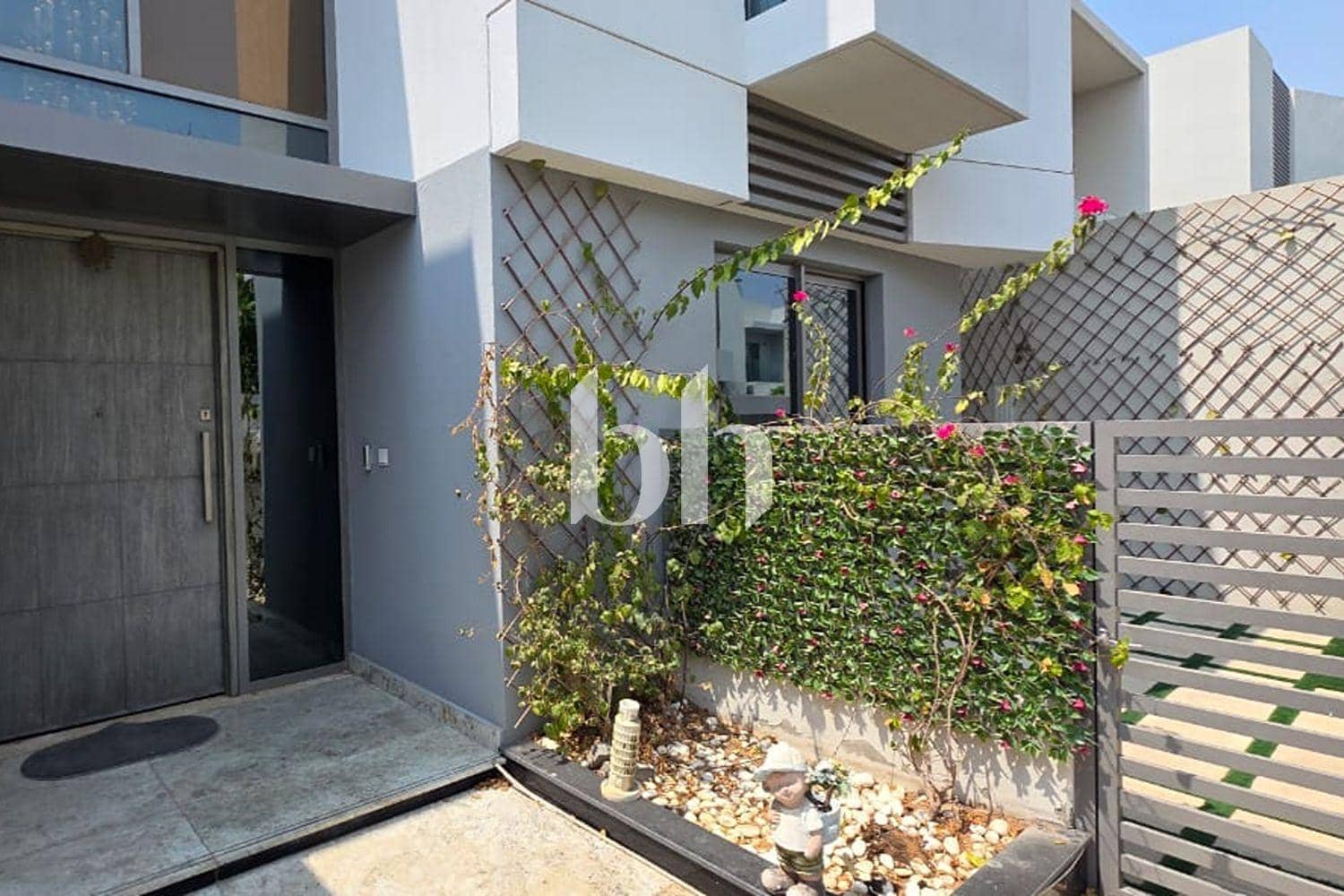 4 Bedroom Villa in Al Zahia 4 - photo 1