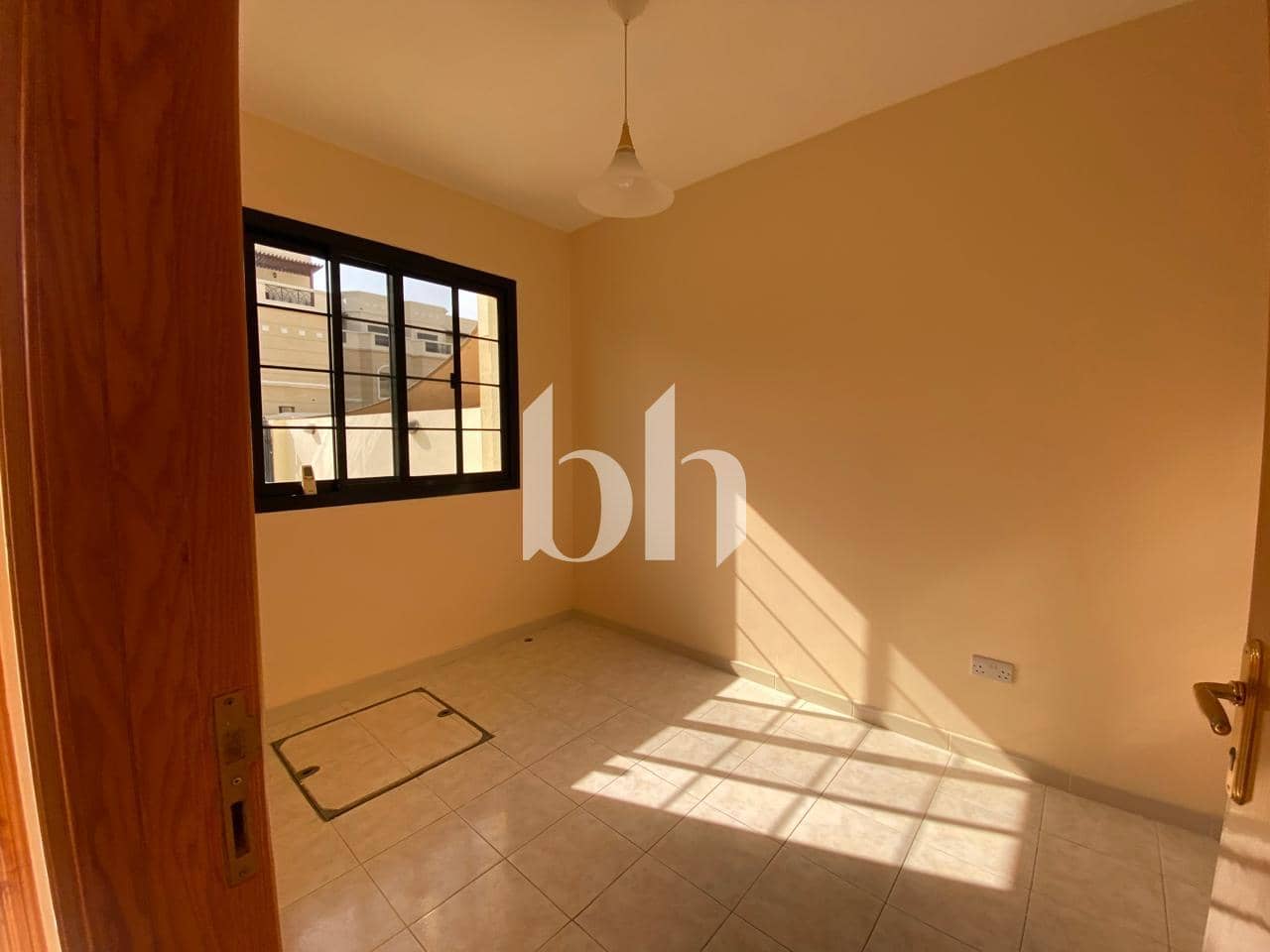 3 Bedroom Townhouse in Mirdif Villas - photo 1
