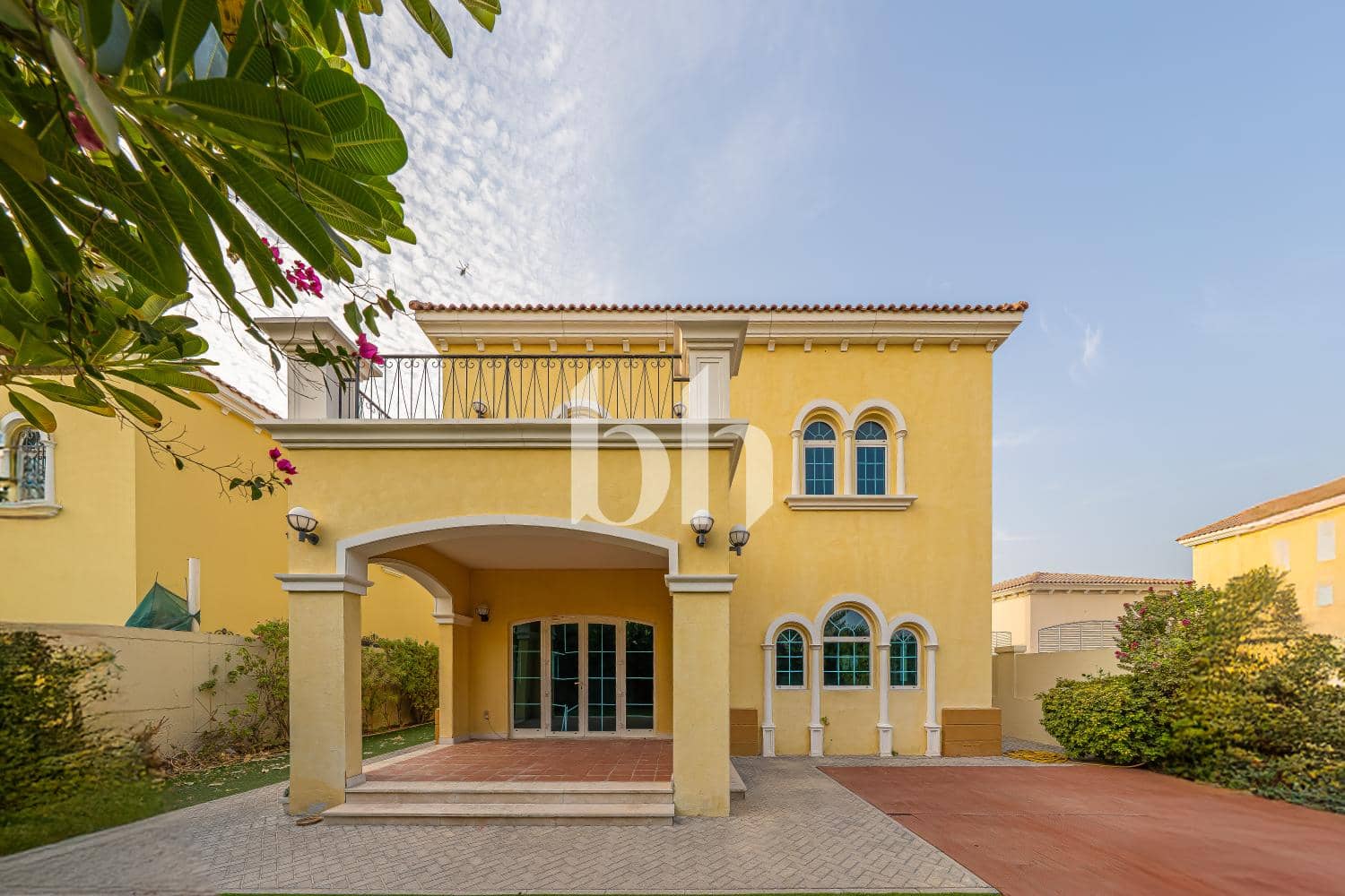 4 Bedroom Villa in District 8 Legacy