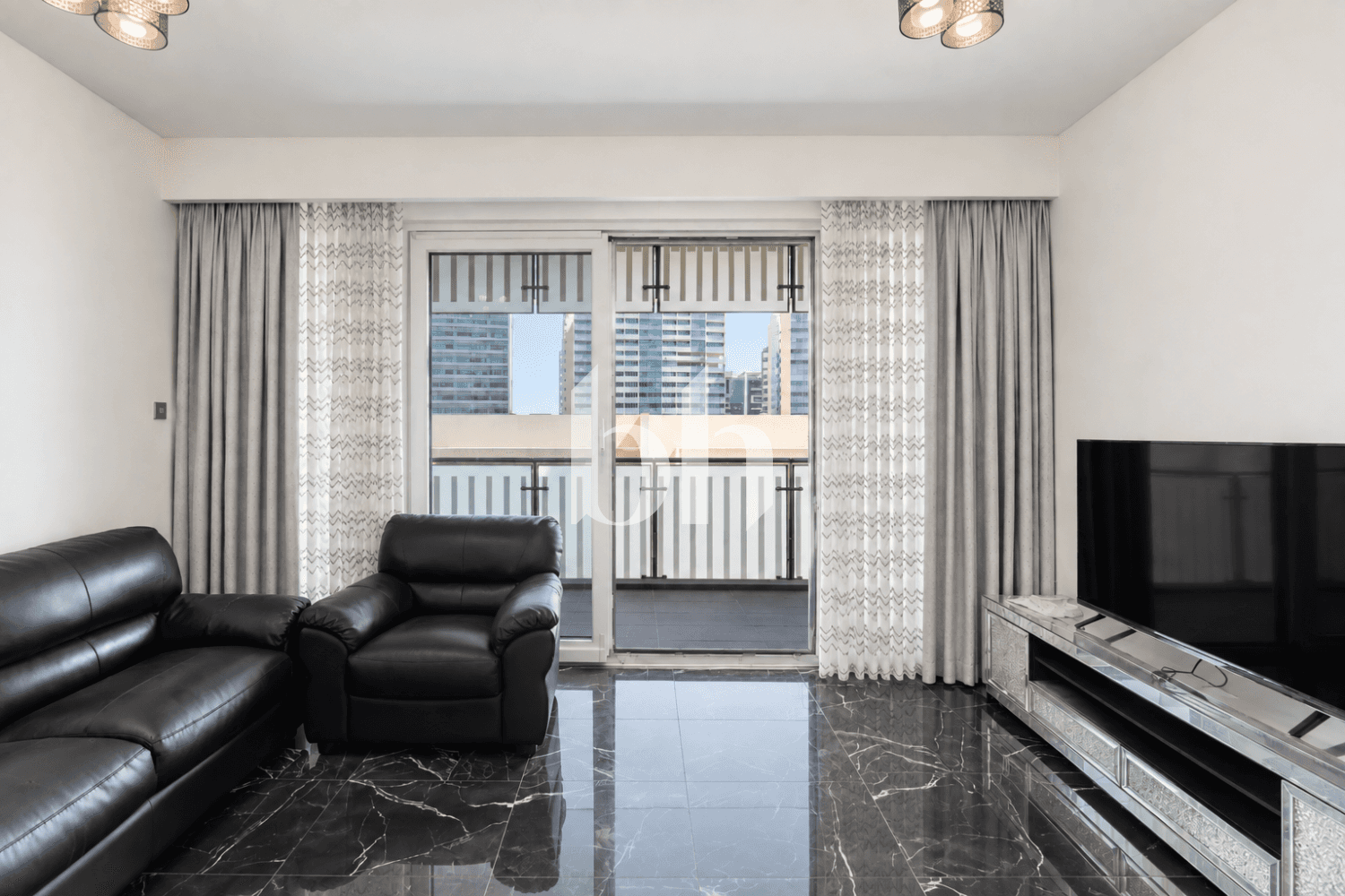 1 Bedroom Apartment in Al Maha - photo 1