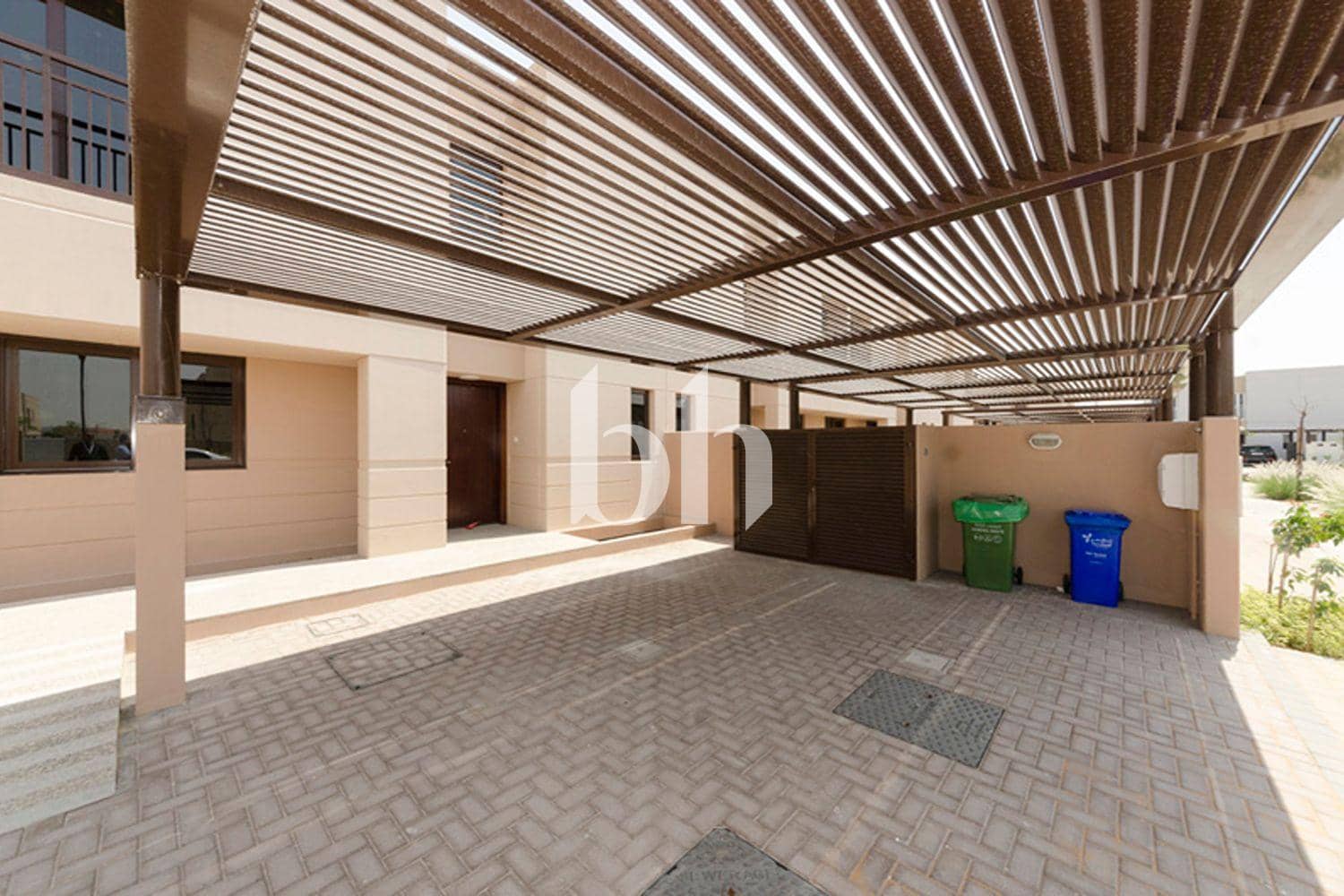 3 Bedroom Townhouse in Al Zahia 2 - photo 1