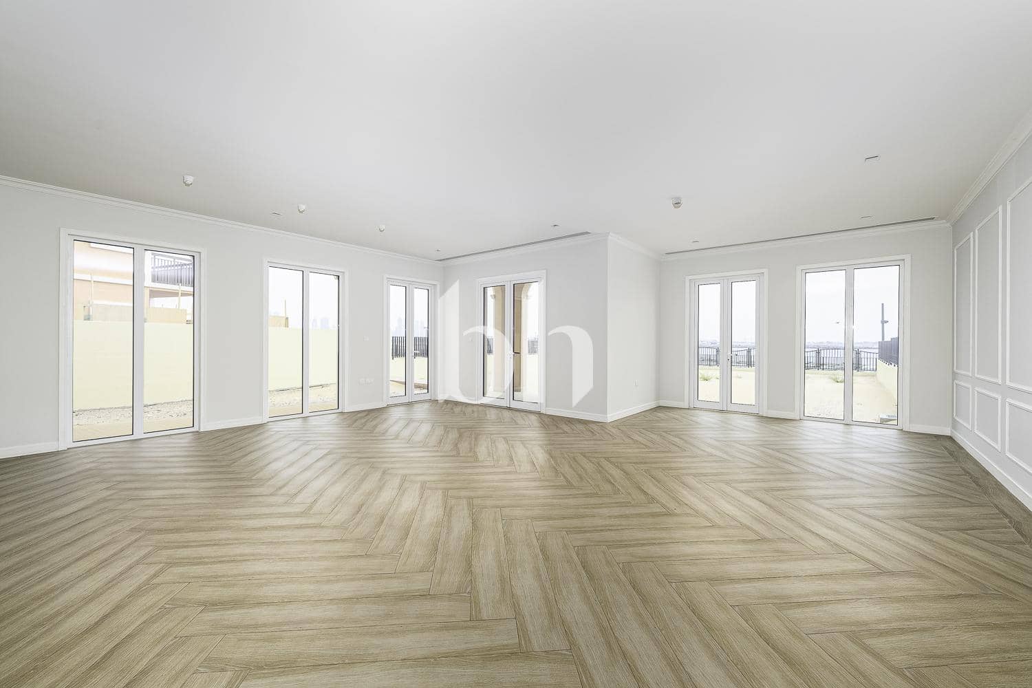 4 Bedroom Townhouse in Sur La Mer - photo 1