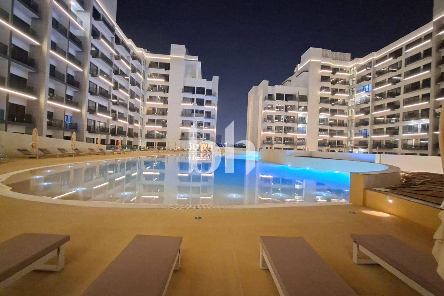 Studio Apartment in Azizi Mirage - photo 1