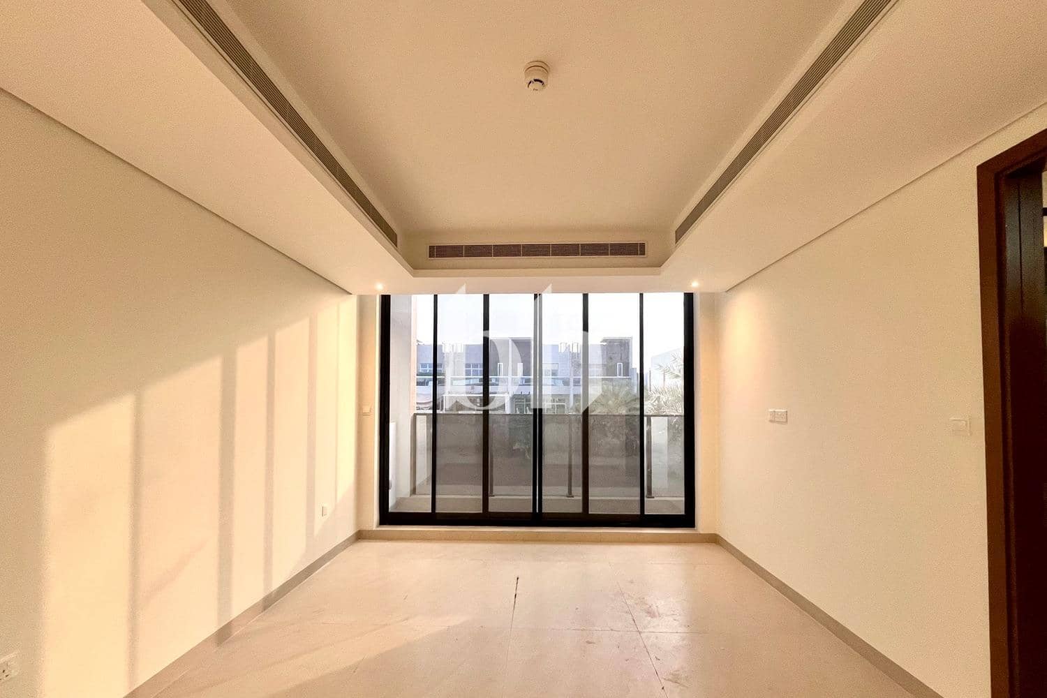 4 Bedroom Townhouse in Al Furjan West - photo 1