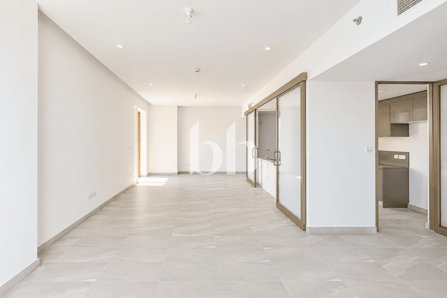 2 Bedroom Apartment in Qaryat Al Hidd - photo 1