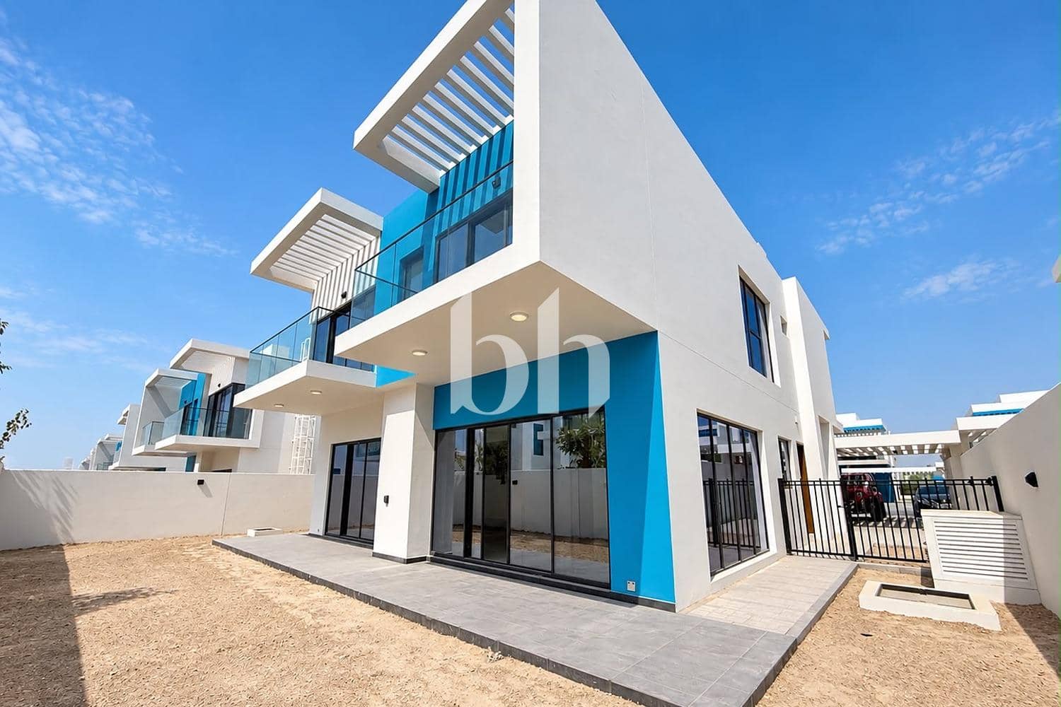 6 Bedroom Villa in Santorini 1