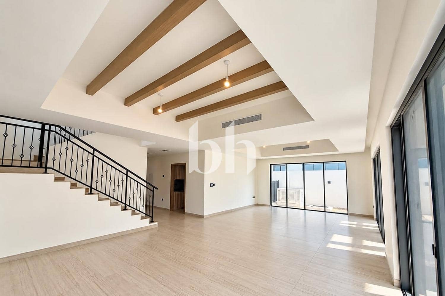 6 Bedroom Villa in Santorini 1 - photo 2