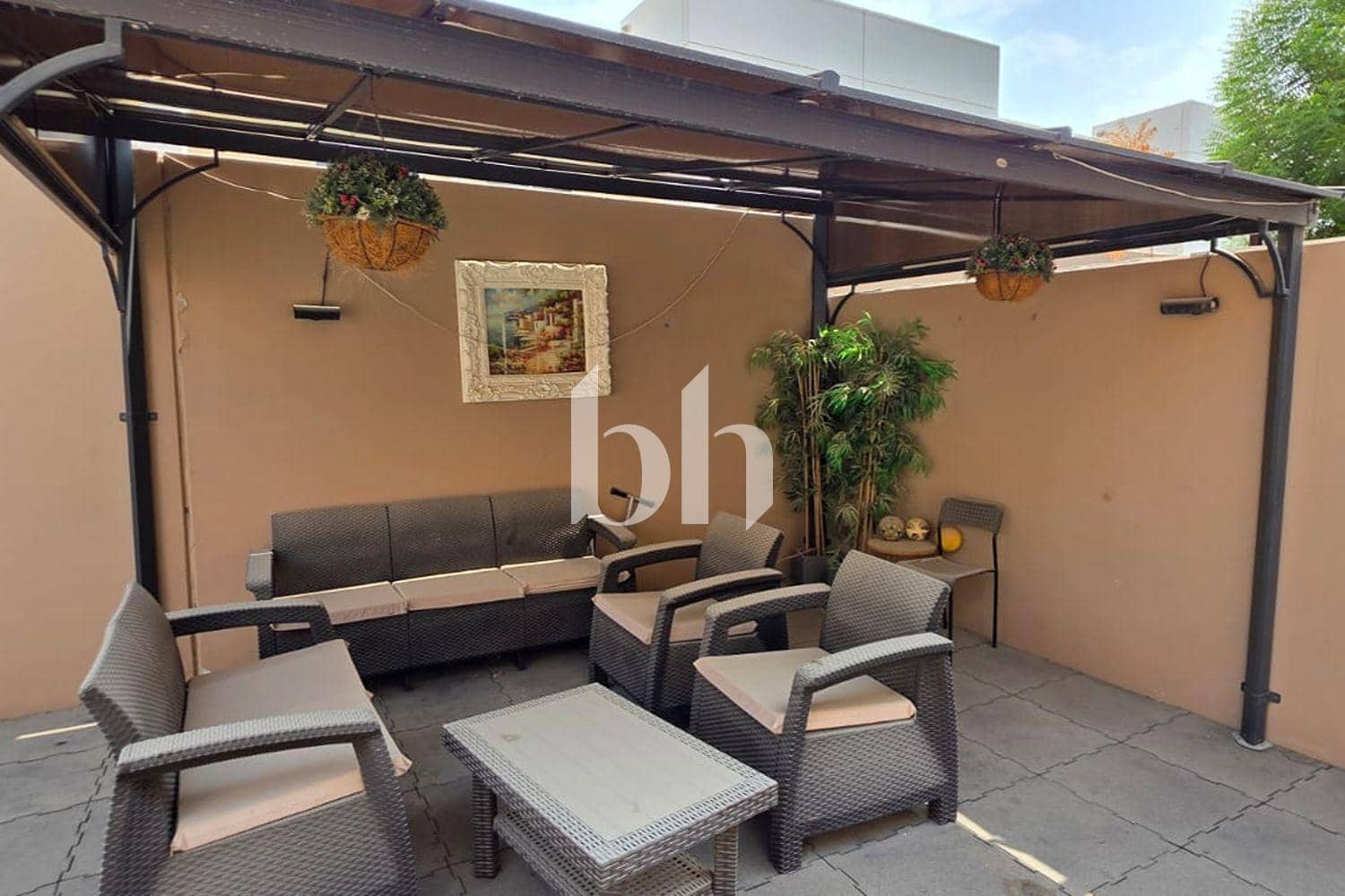 3 Bedroom Townhouse in Al Zahia 2 - photo 2