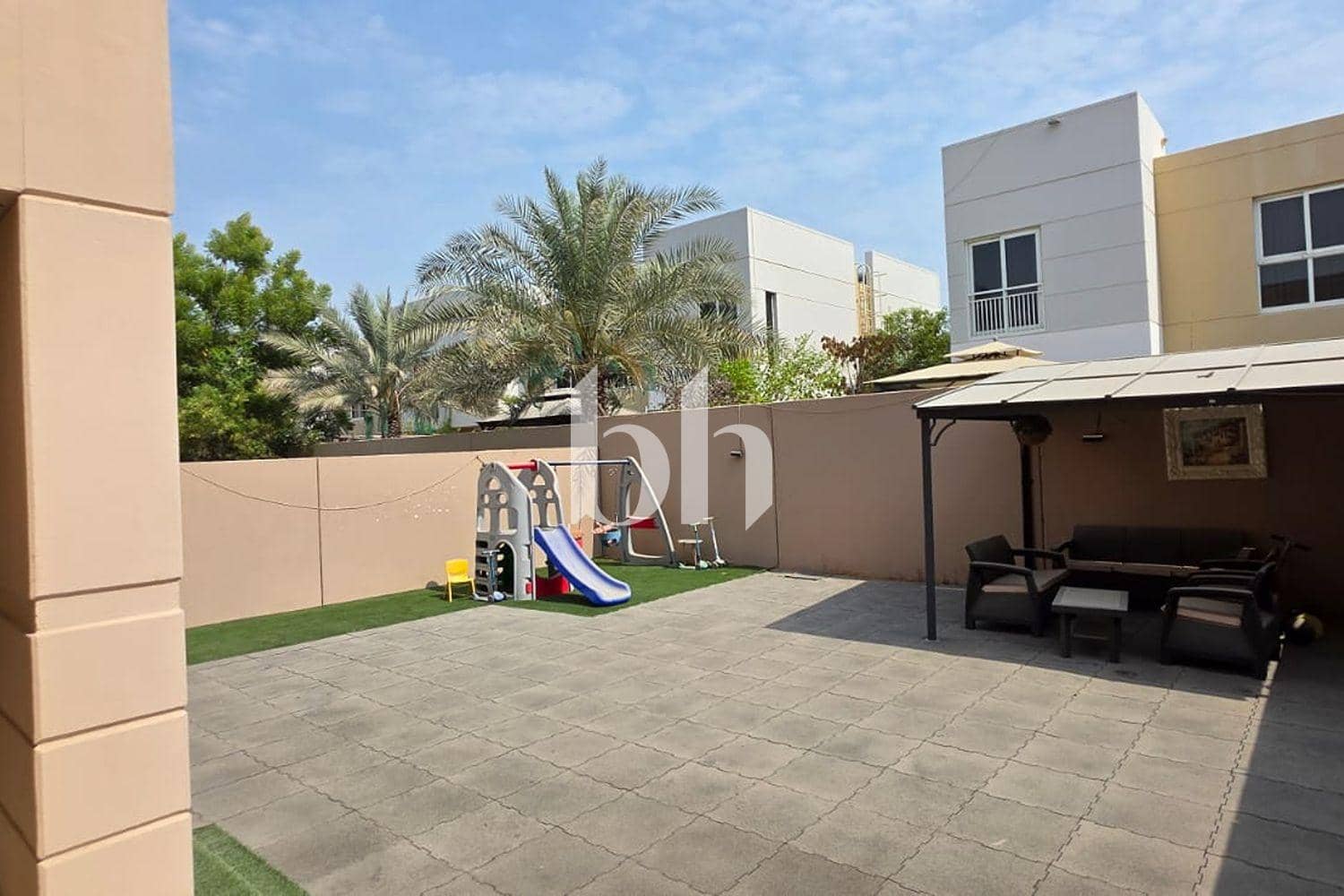 3 Bedroom Townhouse in Al Zahia 2 - photo 1
