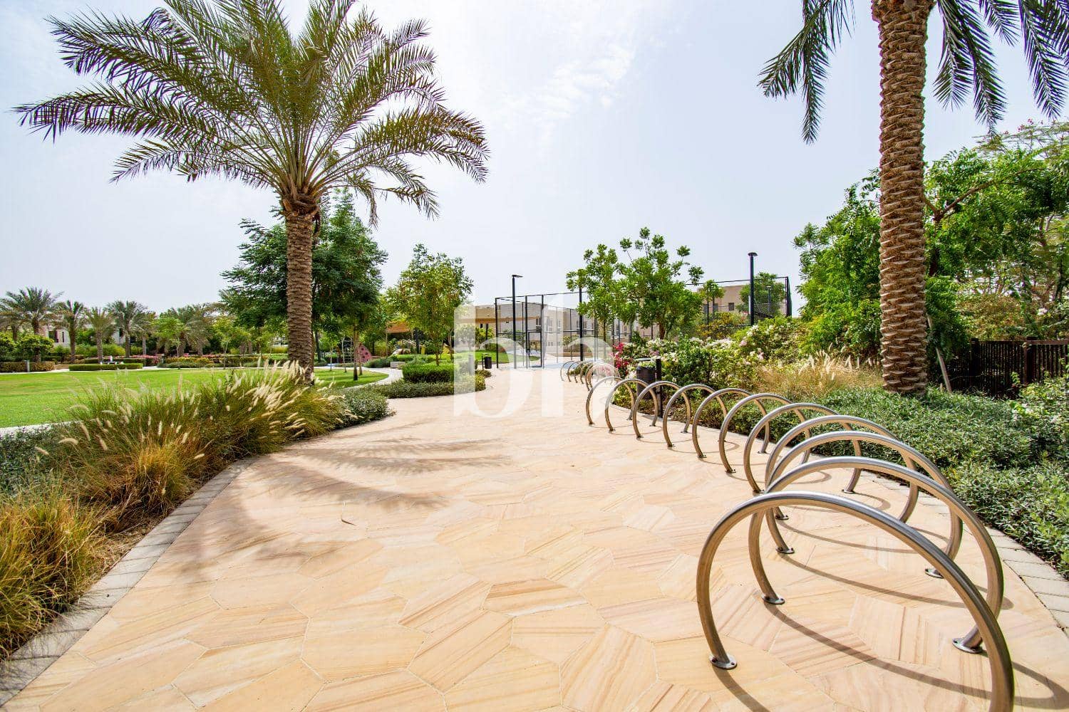 5 Bedroom Villa in Al Zahia 6 - photo 2
