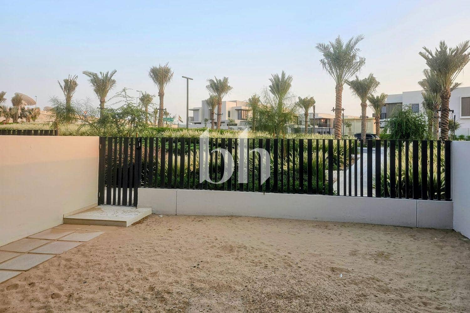 3 Bedroom Townhouse in Jebel Ali Village Townhouses - photo 2