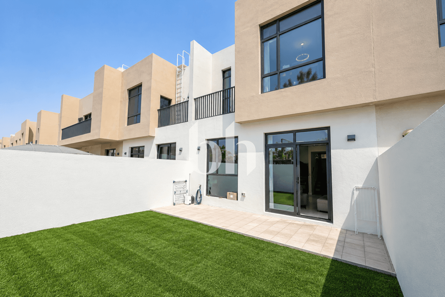 2 Bedroom Townhouse in Nasma Residence - photo 1
