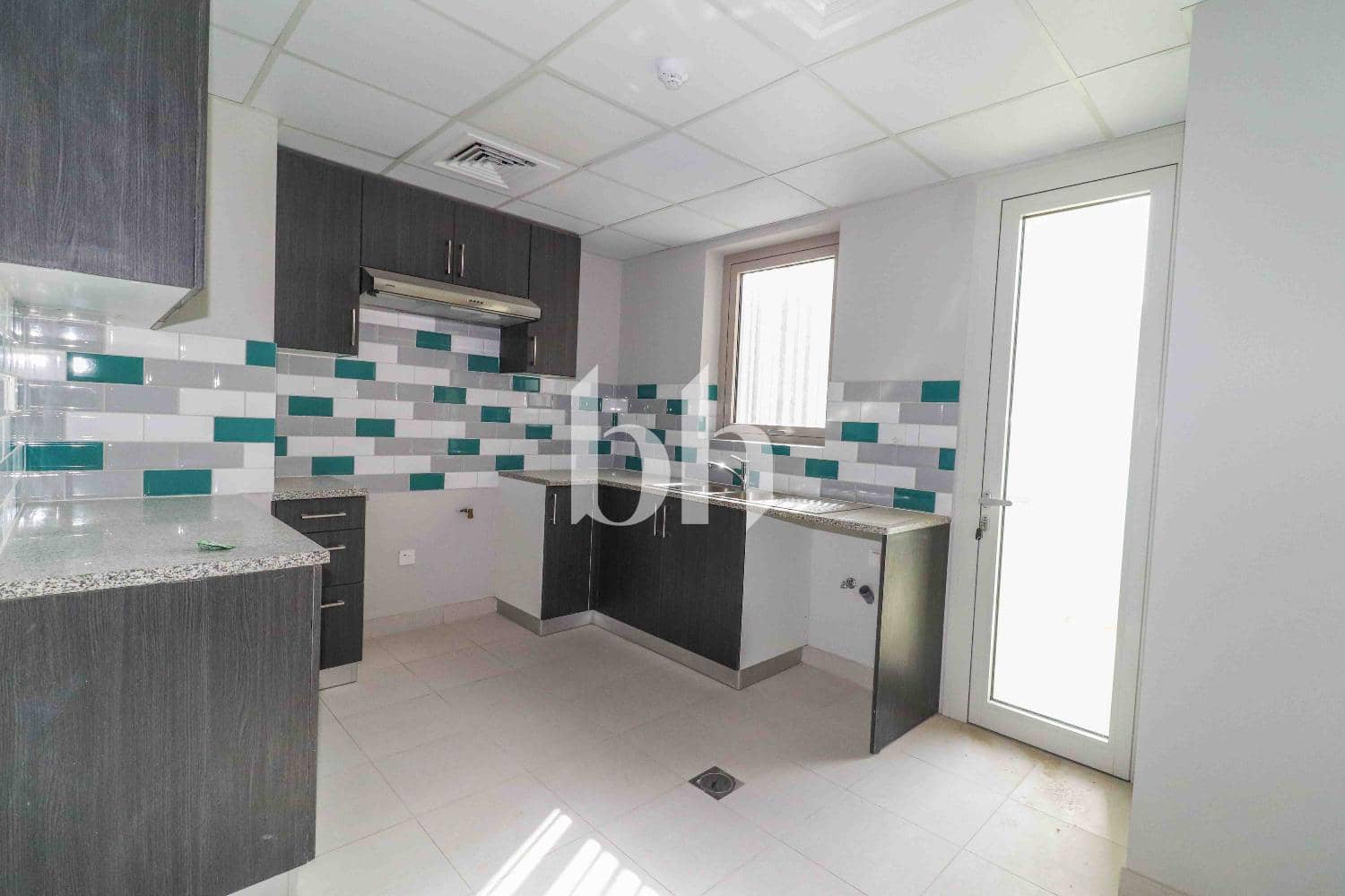 2 Bedroom Apartment in Al Zahia Garden Apartments - photo 1