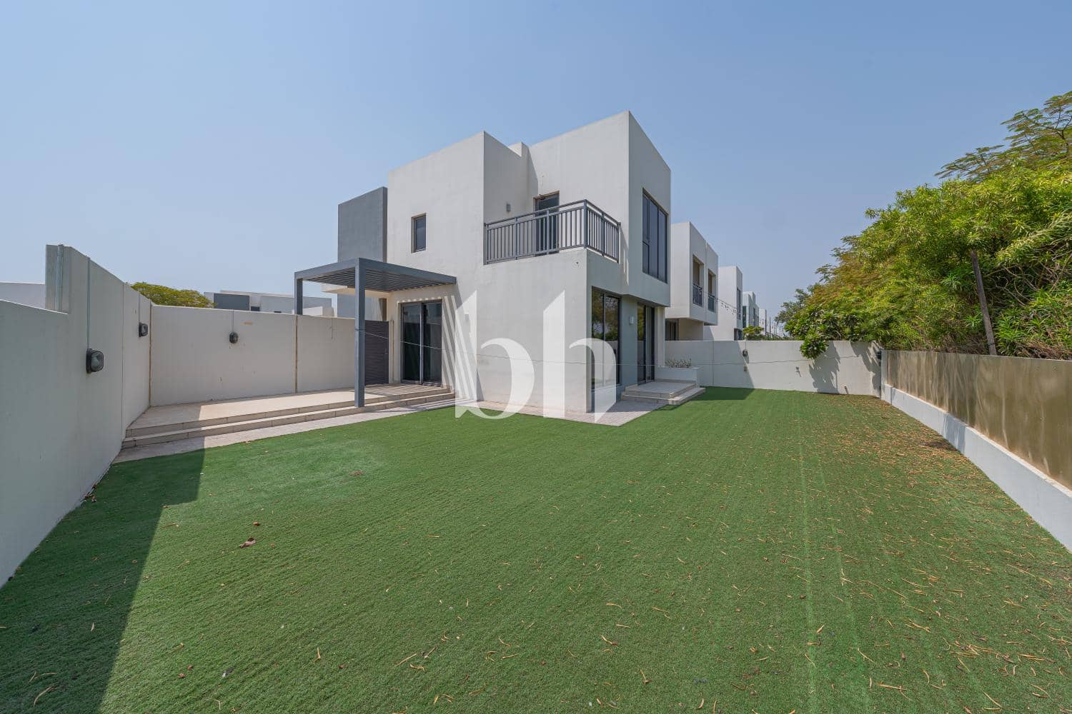 4 Bedroom Townhouse in Maple 3