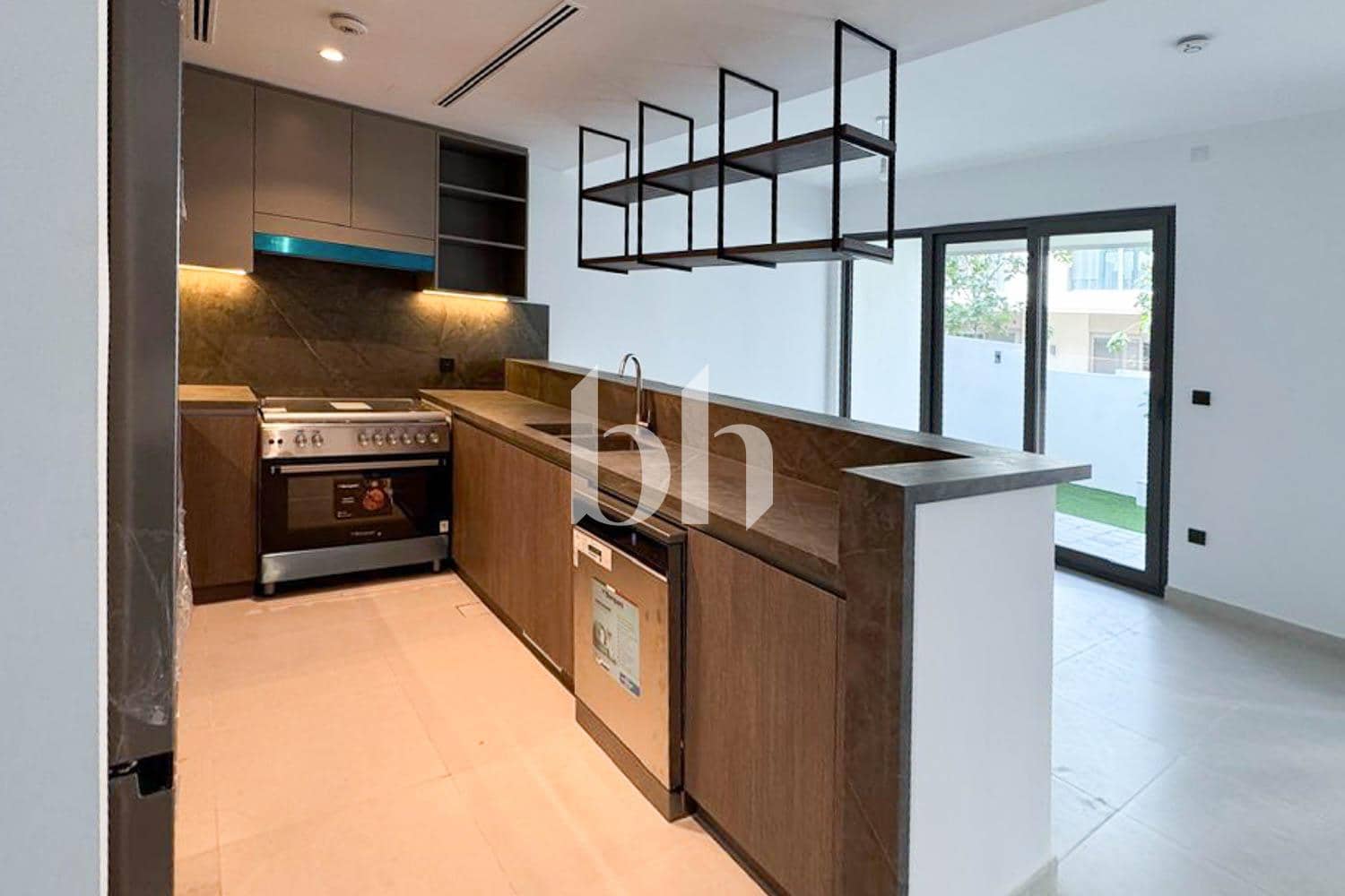 3 Bedroom Townhouse in Aura Gardens B - photo 1