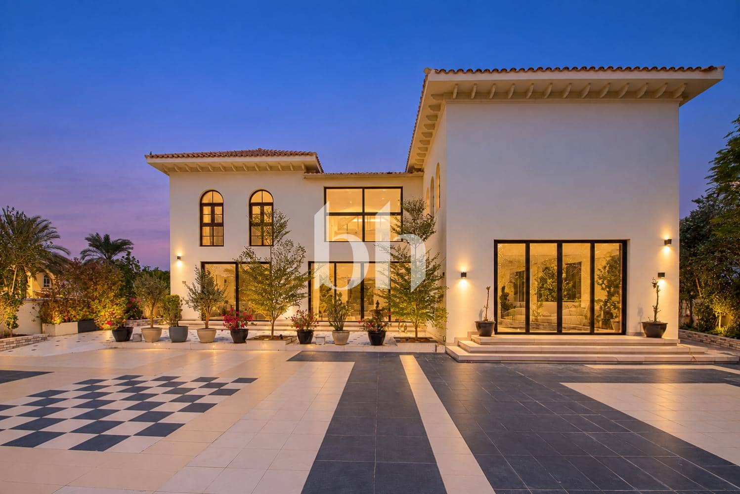 6 Bedroom Villa in Camino 3
