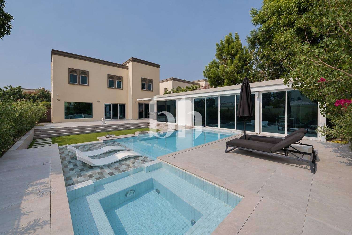 3 Bedroom Villa in District 5 Regional - photo 1