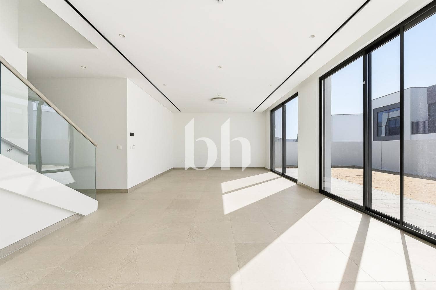 4 Bedroom Villa in Al Badia Villas - photo 2